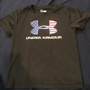 Under Armour short sleeve shirt